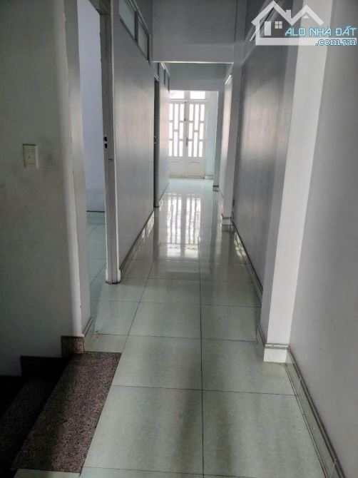 Nhà bán: đường Hương Lộ 2. Q Bình Tân. DTSD 95m2. 3 tầng. Giá bán 7.1 tỷ - 5