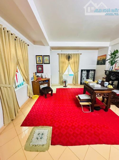 Trịnh Đình Cửu - Oto đỗ cửa, dân xây, 3 thoáng - 46m*5T - 16.1 Tỷ - 5