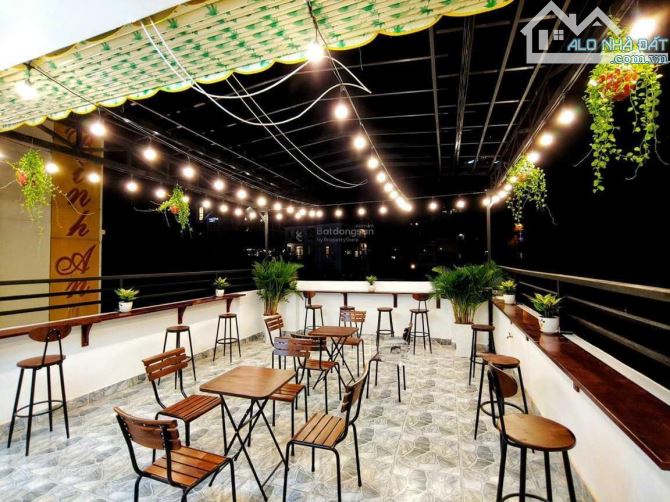 BÁN KHÁCH SẠN BÃI SAU- MT PHAN CHU TRINH- P2- TPVT. S=100M2=5X20M=6 TẦNG 16 PHÒNG CĂN HỘ - 5