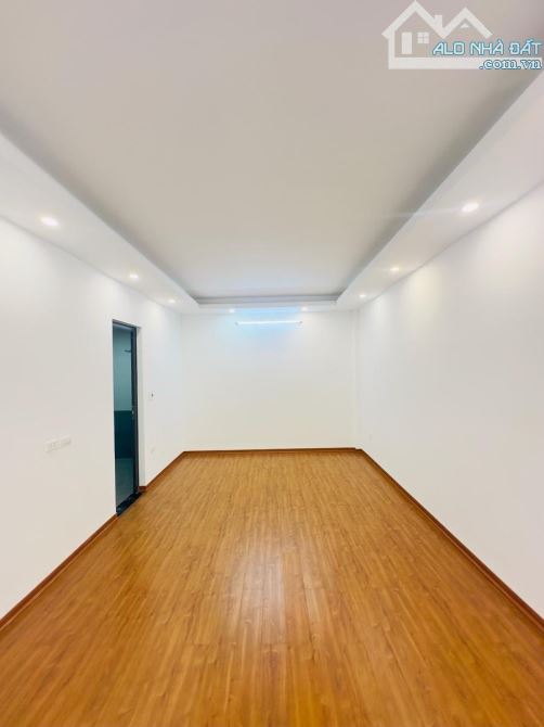 BÁN NHÀ TRƯƠNG ĐỊNH – 5 TẦNG MỚI XÂY – THANG MÁY – PHÂN LÔ – GẦN Ô TÔ – 45m2 - 5