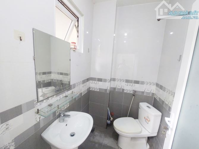 🔥CỰC PHẨM LÊ VĂN VIỆT – XE HƠI NGỦ TRONG NHÀ – GIÁ CHỈ 7 TỶ! - 5