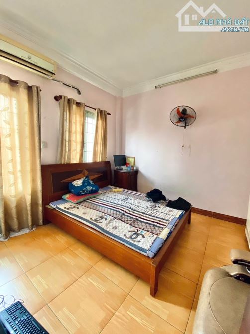 BÁN NHÀ 5 TẦNG HẺM RỘNG - SÁT MT - BÙI THẾ MỸ - TÂN BÌNH - 64M2 - NGANG 6M - NHỈNH 7 TỶ - 5