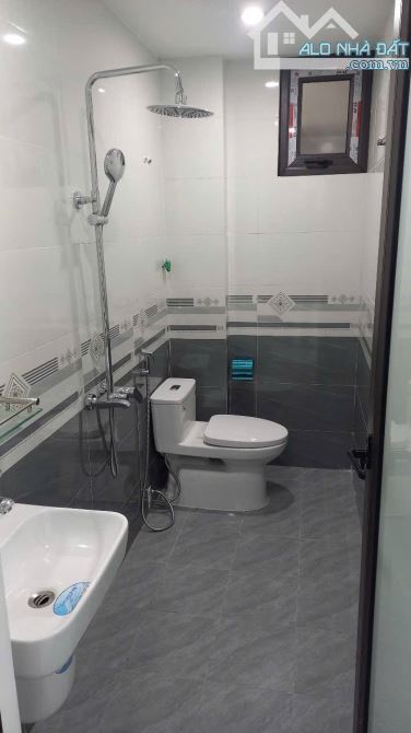 Nhà đẹp mới cong ở ngay Kim Giang Hoàng Mai Sổ 53m 6 tầng MT4m5 Giá 13 tỷ Ngõ 2 ô tô tránh - 5