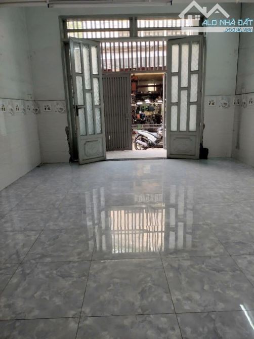 Nhà bán: đường Hương Lộ 2. Q Bình Tân. DTSD 95m2. 3 tầng. Giá bán 7.1 tỷ - 6