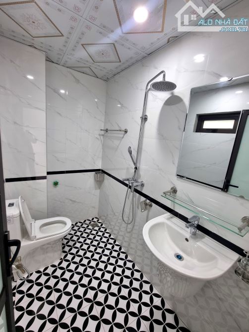 Siêu Đẹp! bán nhà gần Trường chuyên Nguyễn Huệ, Quang Trung, Hà Đông 38m2, 5T. 6.95 tỷ - 6