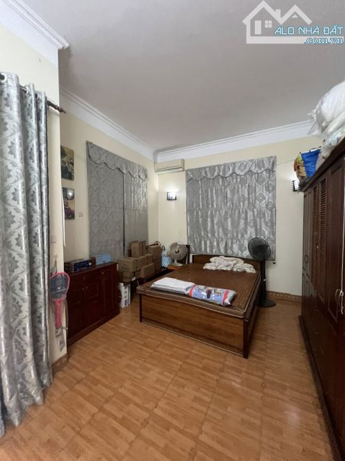 Bán nhà mặt phố Nguyễn Thị Định, quận Cầu Giấy, lô góc, DT 100m2 x 3 tầng, MT6m, giá 89 tỷ - 6