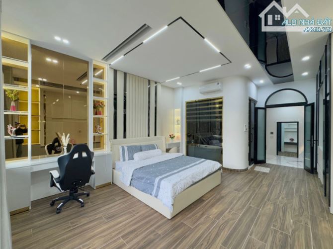 SIÊU PHẨM 3 TẦNG SÁT BIỂN - THIẾT KẾ HIỆN ĐẠI - FULL NỘI THẬT XỊN - TT HÒA MINH, ĐÀ NẴNG - 6