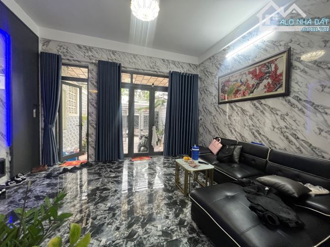 🆘NHÀ LÝ NAM ĐẾ ĐẸP, CÓ BỂ BƠI VIEW CỰC XINH - 3 TẦNG. GÍA 3 TỶ ××× 🆘   ♡♡♡ Lý Nam Đế 109 - 6