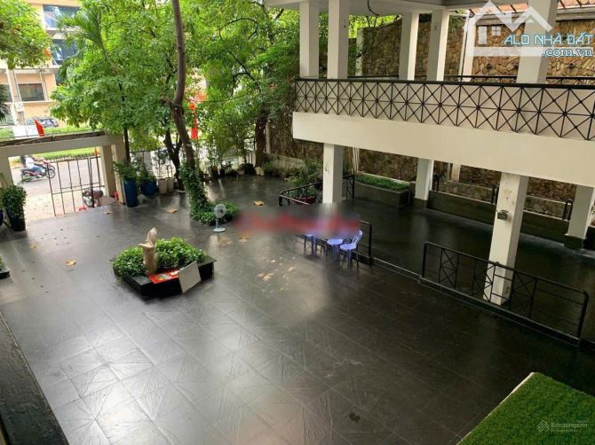Cho thuê Nhà 616m2 đất - Mặt tiền Pasteur, P. Võ Thị Sáu, Q3 -22mx28m-1H 1T 2L- 500 Triệu. - 7