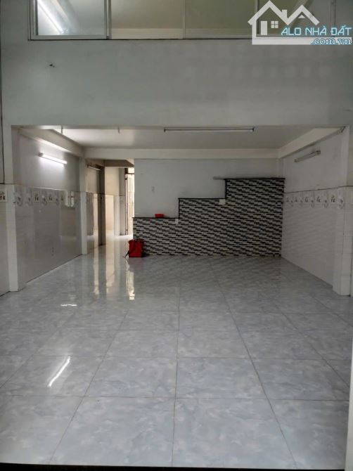 Nhà bán: đường Hương Lộ 2. Q Bình Tân. DTSD 95m2. 3 tầng. Giá bán 7.1 tỷ - 7