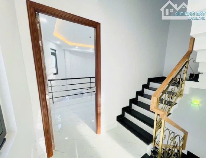 Bán Nhà MT, Căn Góc-Xe Hơi Ngủ Nhà-60m2-Ngang 4,1m-4 tầng-Ngay TT Phường 5-Quận 8-Nhỉnh 8 - 7