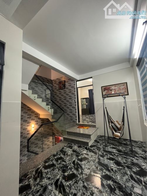 🆘NHÀ LÝ NAM ĐẾ ĐẸP, CÓ BỂ BƠI VIEW CỰC XINH - 3 TẦNG. GÍA 3 TỶ ××× 🆘   ♡♡♡ Lý Nam Đế 109 - 8