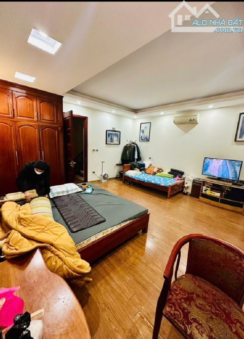 42 tỷ/92 M2/5.5 M tiền/ 5 tầng/ Phân Lô vỉa hè Ô tô chánh. Nguyễn Trãi - 8