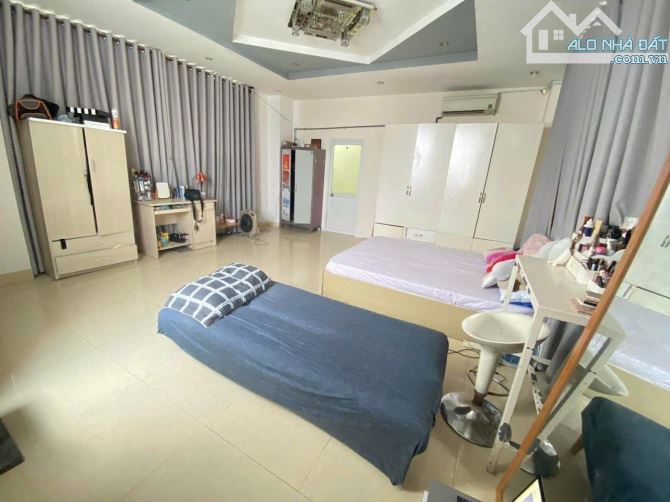 BÙI HỮU NGHĨA - HẺM XE TẢI 7 TẦNG THANG MÁY - 10 PN DÒNG TIỀN 70TR/THÁNG - GIÁ 19.7T - 8