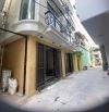 Chính chủ bán nhà đẹp,giá tốt(35m2.ô tô đỗ tận cửa)Ngay Đại học TDTT.Giá 2.8 tỷ