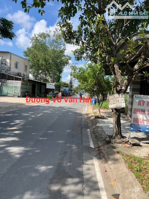 Bán đất MT đường Võ Văn Hát p Long Trường Tp Thủ Đức