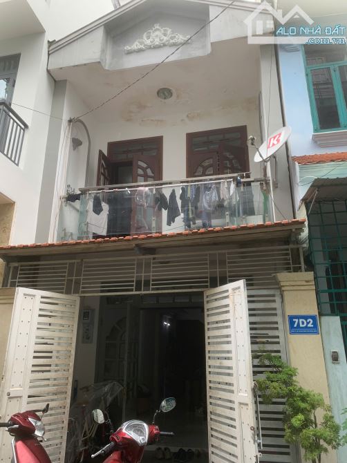 Bán nhà 4x15m hướng Đông Bắc đường 6m KDC Tân Quy Đông giá 10,5 tỷ