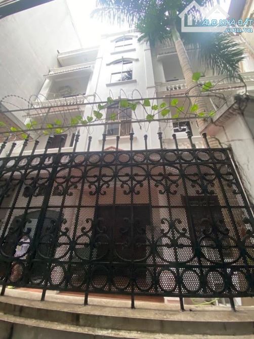BÁN GẤP BIỆT THỰ ĐỘI CẤN, BA ĐÌNH - Ô TÔ TRÁNH - KINH DOANH - 10M RA MP - 101M2 CHỈ 25 TỶ