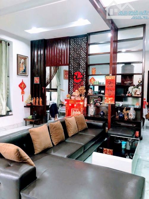 Chính chủ gửi bán nhà phố đẹp 200m2 trung tâm biên hòa giá 10,8 tỷ
