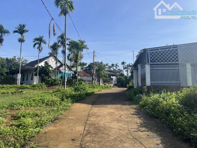 Đất Hoà Thắng Cách Đại Lộ 120m. Đường ô tô