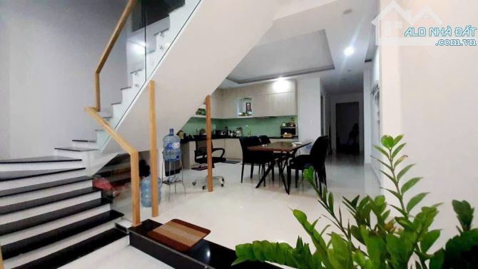 “NHÀ MỚI FULL NỘI THẤT Ở NGAY” - 2 TẦNG 2 MÊ - CHẾ LAN VIÊN – NGAY BÃI TẮM BIỂN MỸ KHÊ