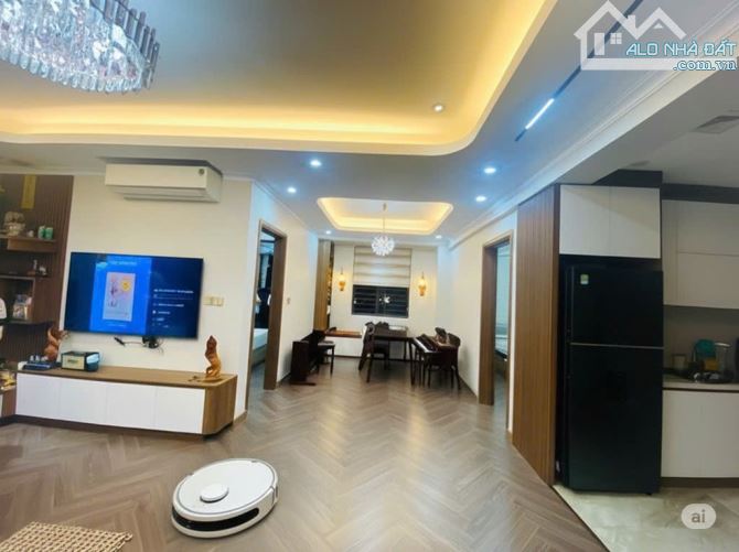 Bán căn CC Nam Trung Yên - Cầu Giấy - Hà Nội. FULL nội thất. Giá 5.25Tỷ. DT: 68.9m2