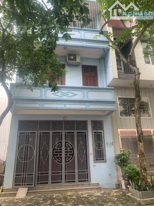 bán nhà LK mậu lương, 60m2, 5T, MT 5M, vỉa hè 3M, đường 10M, kinh doanh tốt, 15.6 tỷ