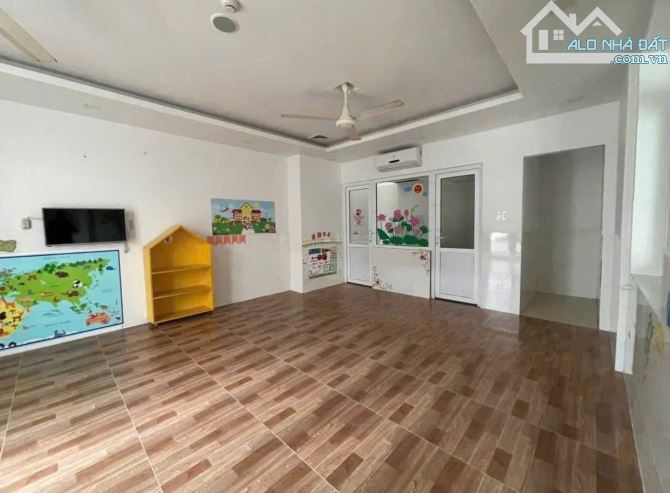 CẦN SANG NHƯỢNG TRƯỜNG MẦM NON ONG VÀNG DT 400m2  KHU ĐÔ THỊ VCN PHƯỚC HẢI, NHA TRANG