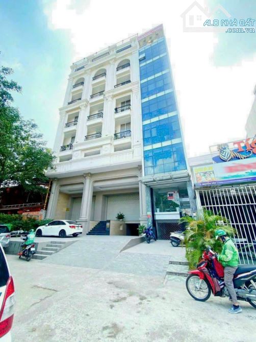Siêu phẩm CHDV góc 2 MT ngay Aeon Tân Phú- 15x21, 7 tầng, 80p- TN: 400tr/th. Giá chỉ 49 tỷ