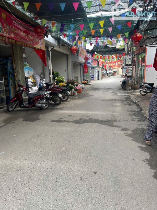 Bán Đất Lô Góc Cực Đẹp 41m Chỉ 2.9tỷ Đường Ô TÔ Chỉ 20m Ngay Trung Tâm Yên Nghĩa Hà Đông