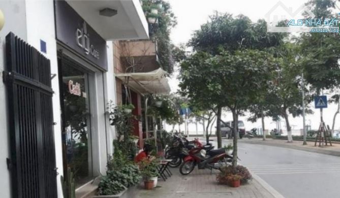 MẢNH ĐẤT VÀNG CÒN SÓT LẠI PHỐ TRẤN VŨ,BA ĐÌNH VIEW HỒ, 130M, MẶT TIỀN 8M GIÁ THƯƠNG LƯỢNG