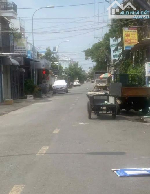 Cần bán Nhanh Căn nhà ở Tân Hiệp Hóc Môn 118m2 Sổ Hồng Riêng 715 triệu bao phí thuế