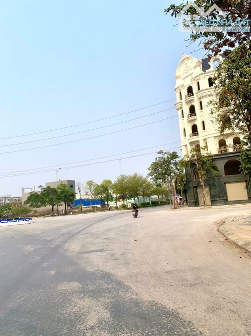 SIÊU PHẨM KINH DOANH NAM HỒNG ĐỒNG KỴ, TỪ SƠN: 260m2, mt17m