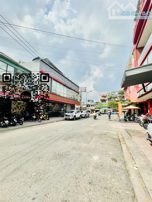 Co.op Mart Hậu Giang - Quận 6 - 6 tầng - 4,5x25m - 6PN - Thiết kế hiện đại, mới, đẹp