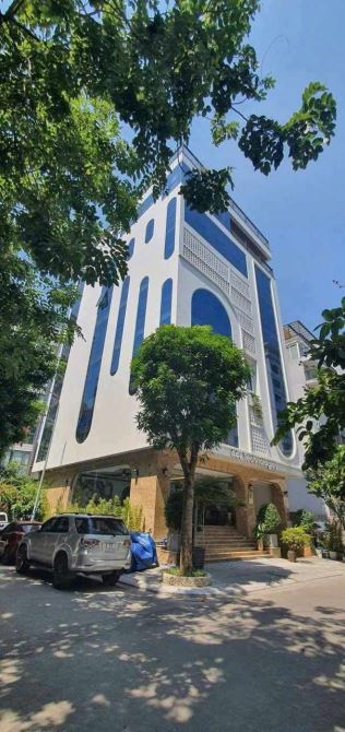 Bán tòa nhà lô góc 3 mặt đường Trần Thái Tông - Cầu giấy - Hà nội 150 tỷ