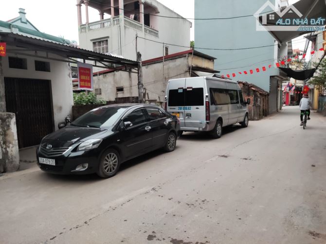 BÁN ĐẤT ĐƯỜNG Ô TÔ 16 CHỖ TRÁNH NHAU TẠI TÂN HỘI, ĐAN PHƯỢNG, HÀ NỘI. - 1