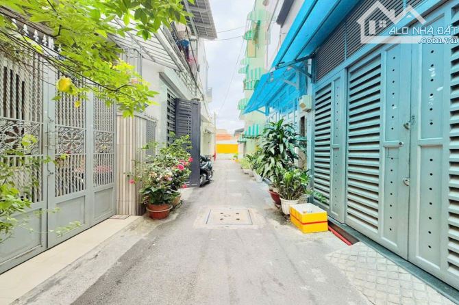 Bán nhà hẻm 4m, Nguyễn Văn Khối, Gò Vấp, 36 m² (4m x 9m), 4 tầng - Giá 5.88 tỷ TL - 1