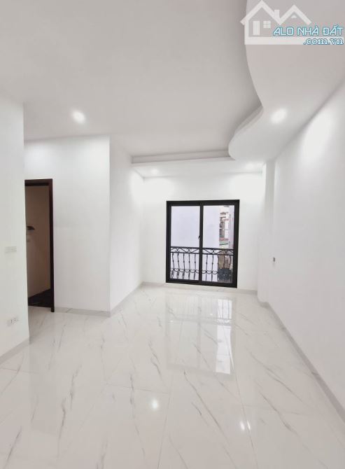 Bằng Liệt DT 38M  4.5 TẦNG MT 5M GIÁ  5.85 tỷ - 1