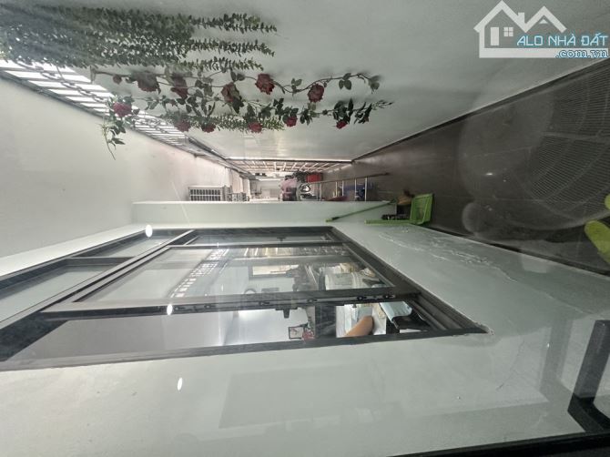 Bán nhà MTKD đường số 17 ngay CX Ngân Hàng, Quận 7, 105m2, ngang 5m, hơn 12 tỷ - 1
