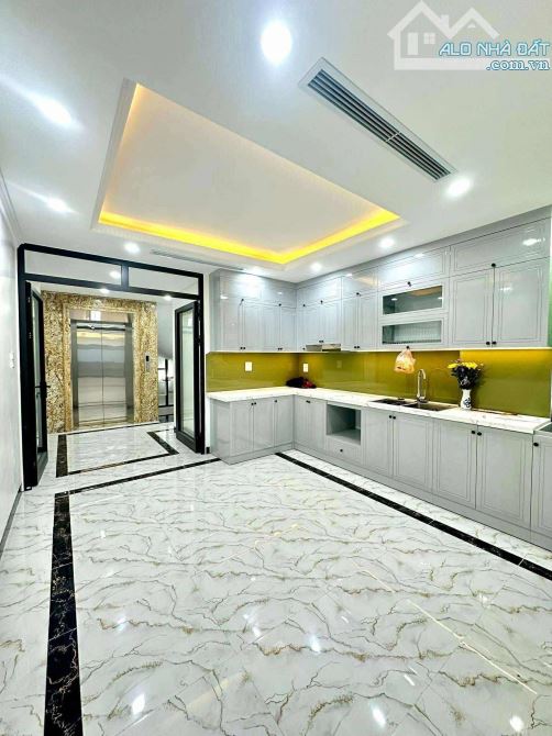 Bán nhà Đường Lê Trọng Tấn 6 Tầng 40m2 Thang máy khu phân lô 20m ra ô tô tránh quá hiếm - 1