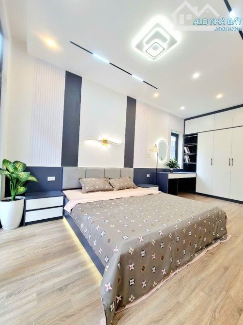 40M2 - NHÀ ĐẸP - FULL ĐỒ - NGÕ NÔNG - SỔ VUÔNG - NHỈNH 9 TỶ - ĐỘI CẤN - 1