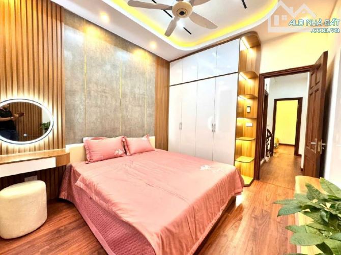 Bán Nhà Quan Hoa - Cầu Giấy, Gần Ô tô , 37m2, 4 tầng, 8,7 Tỷ - 1