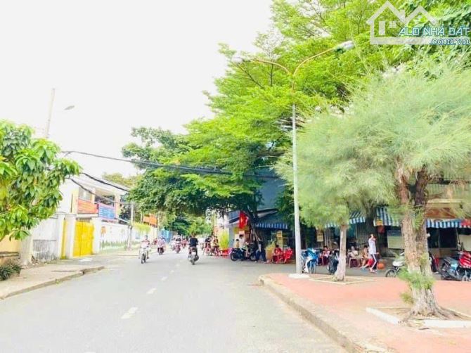 Bán Đất TẶNG Nhà MT đường số 9 P 16. DT: 4x20 cn 80 m2. Nhà 2 Lầu Gía chỉ 8 tỷ Tl. - 1