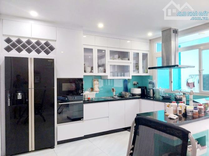 Bán GẤP Biệt Thự TÂM Huyết 5x33m Mặt Tiền Đường Trung Mỹ Tây 4, Hóc Môn Giá 9.6 tỷ - 1