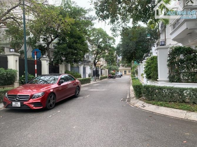 BÁN GẤP BIỆT THỰ CIPUTRA KHU G1 - PHÂN KHU GĐ1 - HIẾM NHÀ BÁN. - 1