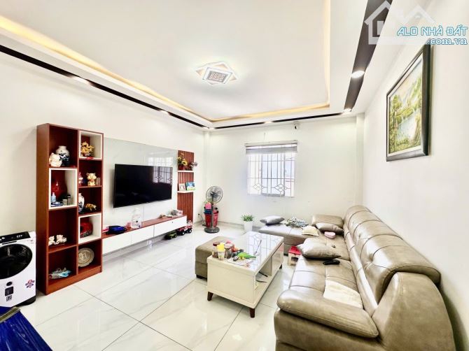 Giảm 3 tỷ - HXT Khu Bàu Cát - 4x15 - 4 Tầng - Giá Rẻ. - 1