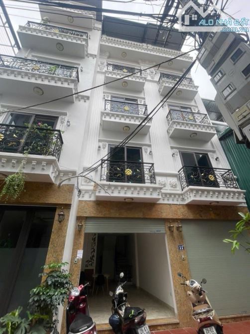 Nhà phố Việt Hưng 38m x 5 tầng - 5,9 tỷ vị trí đẹp - 1
