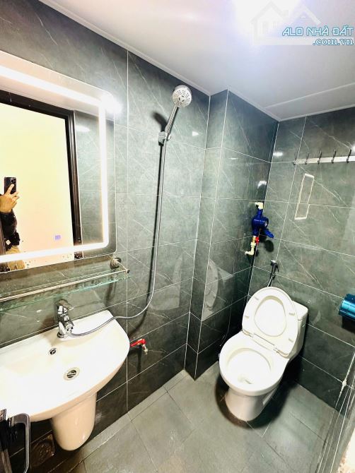 bán tòa nhà DV mậu lương, 70m2, 7T, MT 5M, hầm, thang máy, vỉa hè 3m, đường 12m, 19 tỷ. - 1