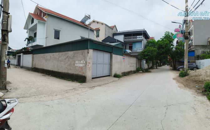 Đón sóng cầu Tứ Liên, cần bán nhanh lô đất thôn Phúc Hậu, Dục Tú, Đông Anh HN 106.6m2 shcc - 1