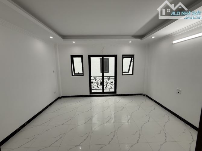 Bán nhà An Dương Tây Hồ DT: 50M2 x 4 Tầng...SĐCC giá chỉ 10,5 tỷ - 1